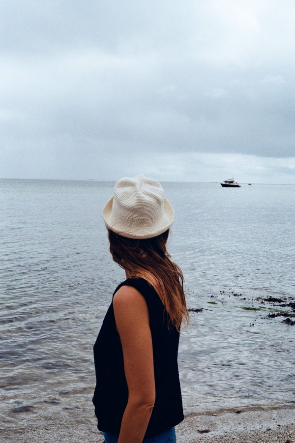 NALLA mini crochet hat / organic cotton / milk