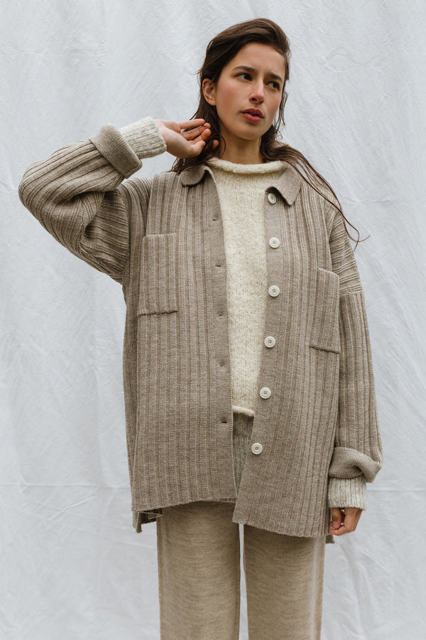 NENNA shirt / highland wool / rock salt