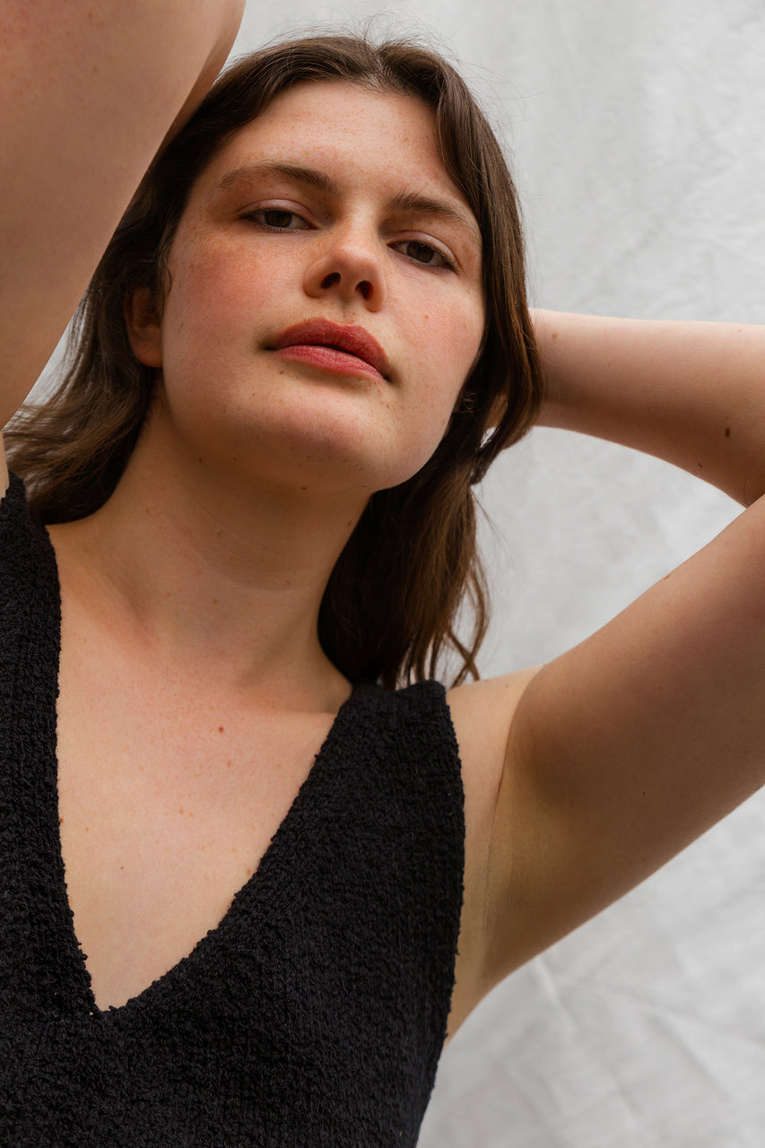 SOLITO vest / organic cotton boucle / black