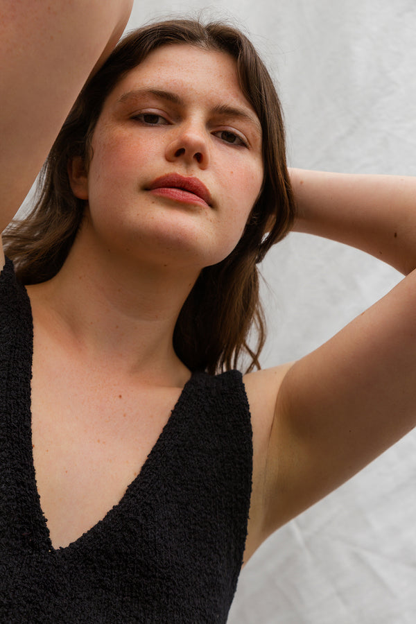 SOLITO vest / organic cotton boucle / black