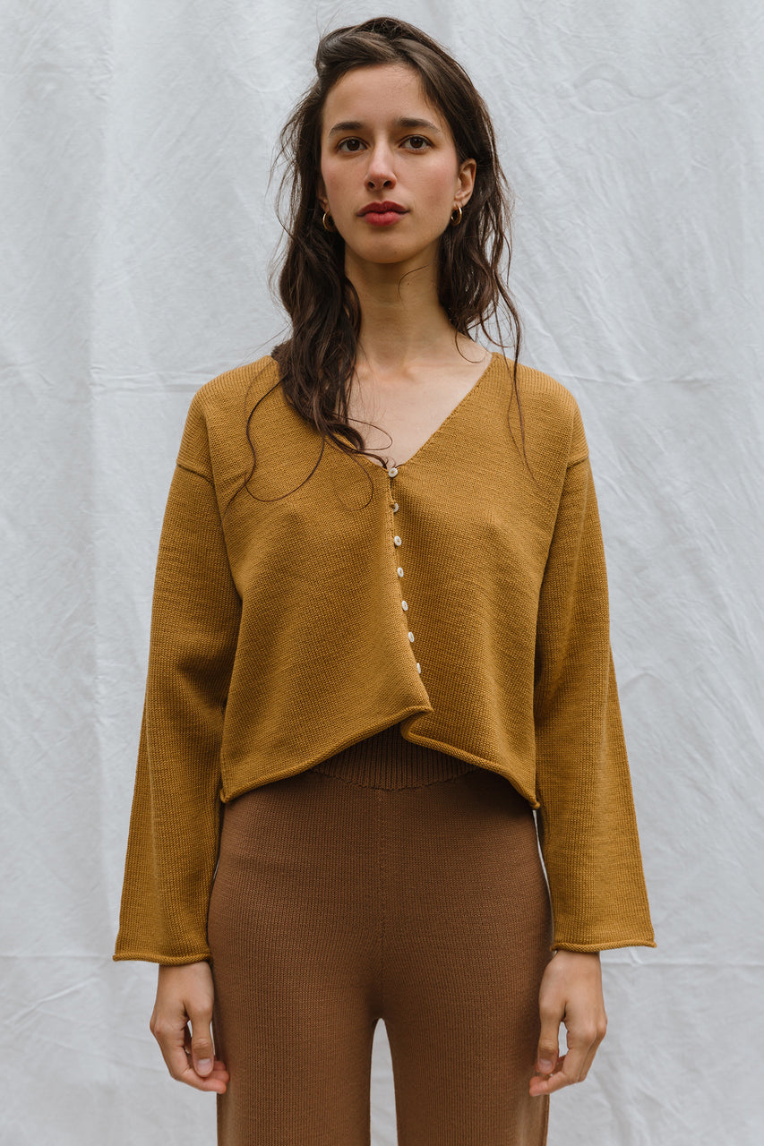 LUCA cardigan / highland wool / dulce de leche