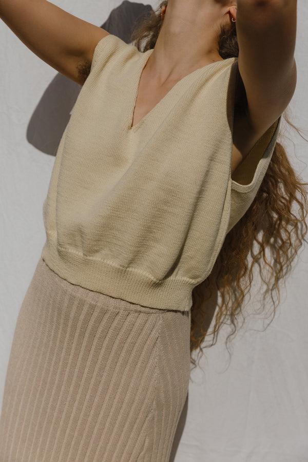 UNO vest / highland wool / milk