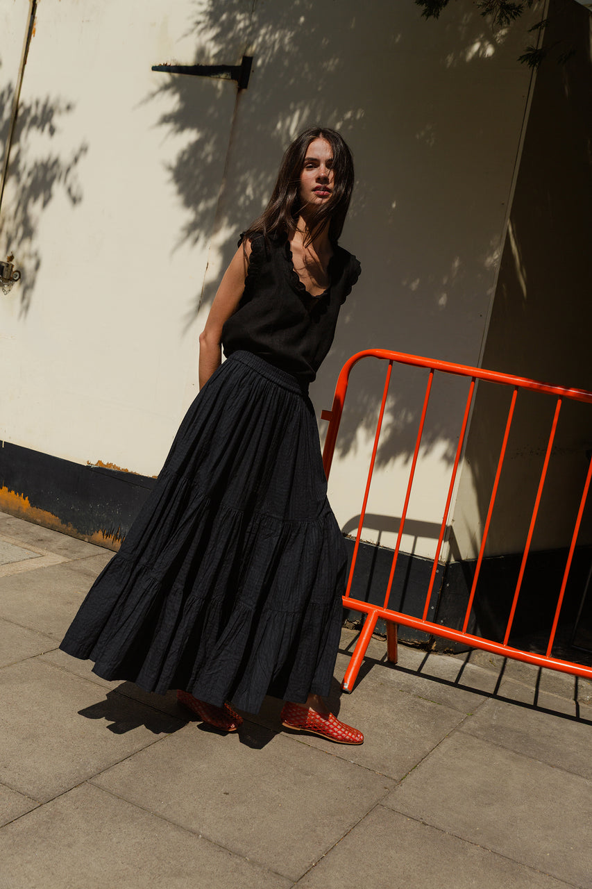 SURYA top / indian linen / black