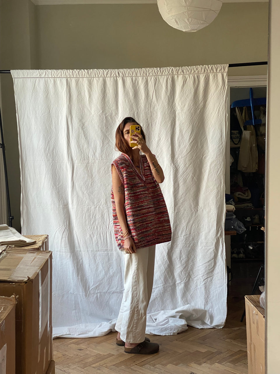CONFETTI GRANDE v-neck vest / sweet paprika