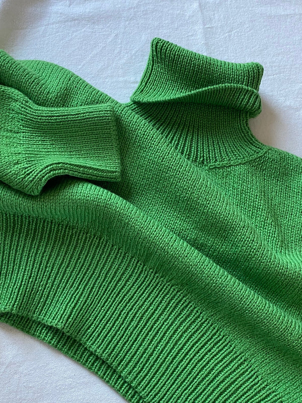 MINI NORA turtleneck / highland wool / lemongrass / sample