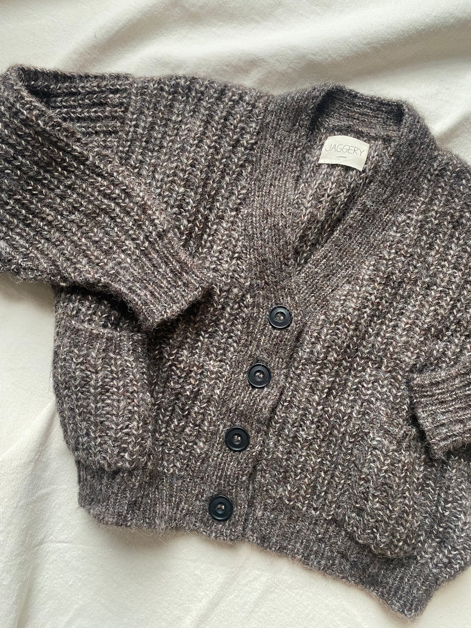 Tula kids cardigan / alpaca & organic cotton / kukicha / 7-9 years / sample