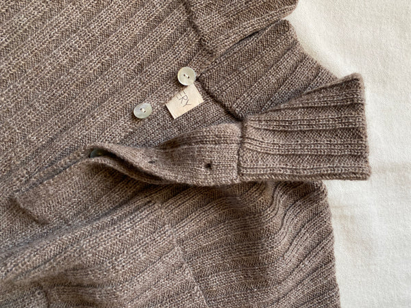 LENNY  jumper / shell button / highland wool / walnut / sample / 8-10uk