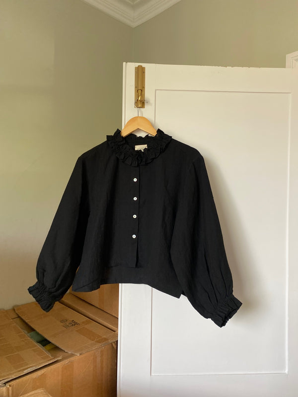 ZULEMA MINI v-neck ruffle blouse / indian linen / black