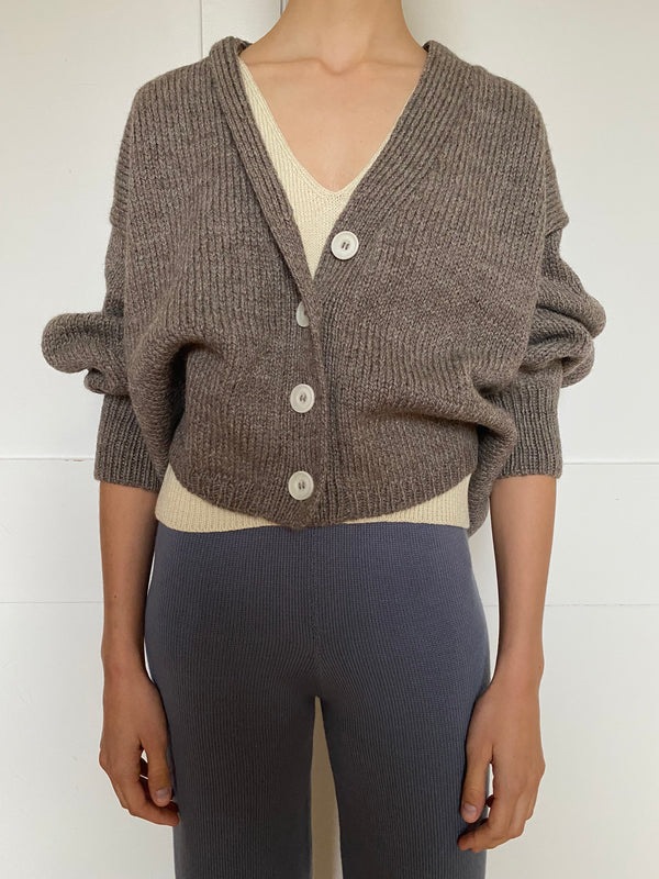 ROSALIA cardigan / highland wool / smoked amber