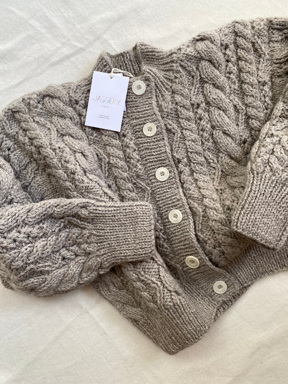 MILAGRO cardigan / highland wool / rock salt / samples